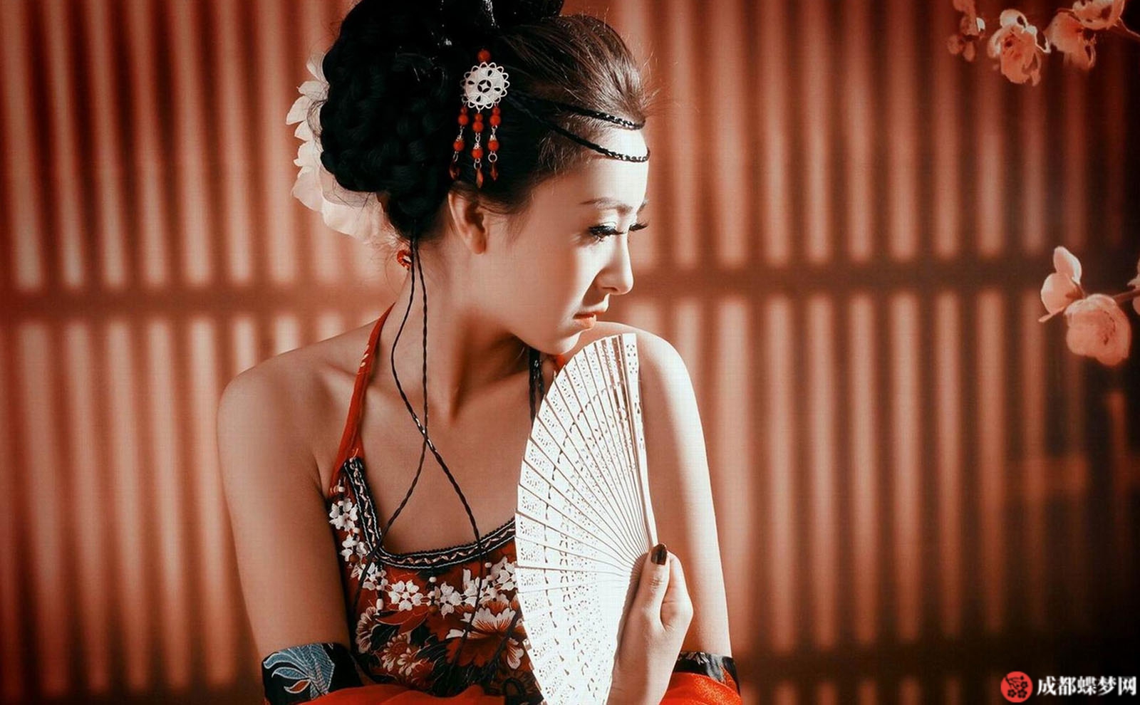 和老板去成都舒緩足道會所|進去就覺得環(huán)