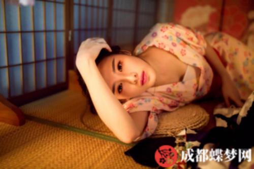 成都強(qiáng)身足療會(huì)所、手法好得不得了，聊