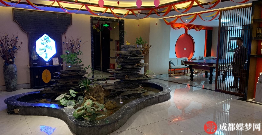 成都芳療足道會(huì)所門店-環(huán)境堪比皇宮，非常舒適干凈又安靜